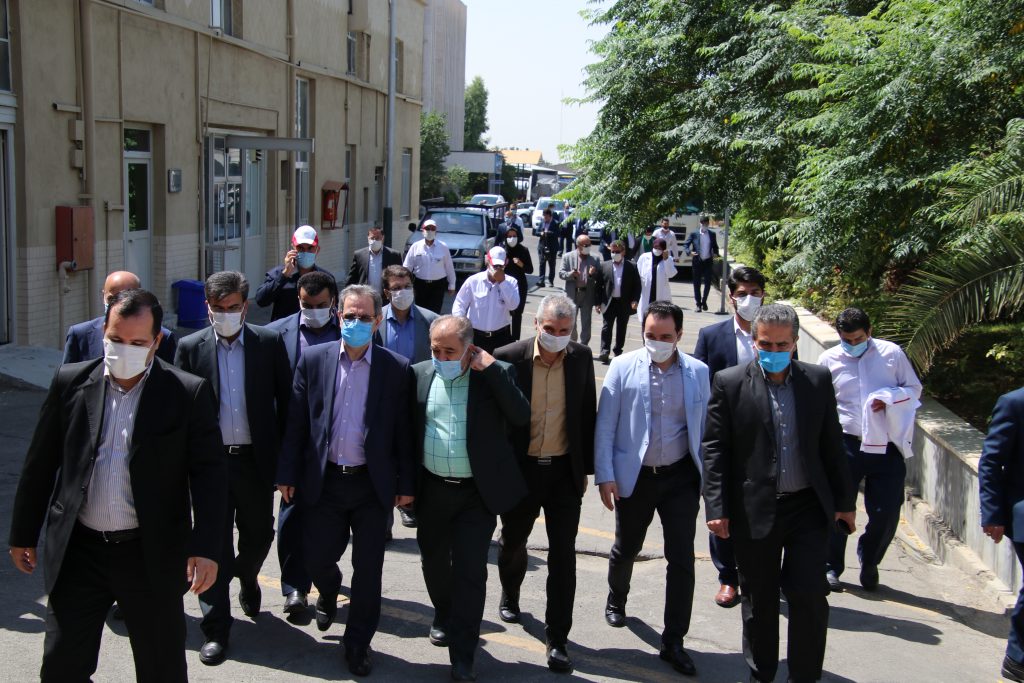 بازدید استاندار تهران و هیئت همراه از شرکت شیر پاستوریزه پگاه تهران