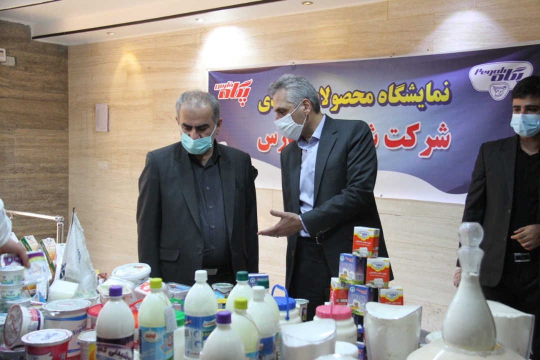 جعفر قادری نماينده مردم شیراز در مجلس شورای اسلامی، از شرکت شیر پاستوریزه پگاه فارس، بازدید کرد.